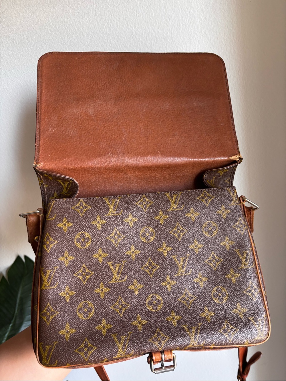 Louis Vuitton Monogram Crossbody with Tan Leather Tab - Picture 13 of 16